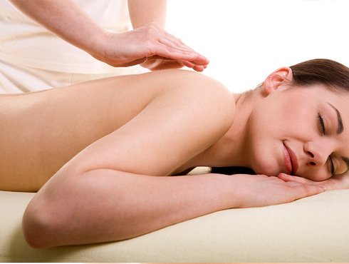 £20 95 minute Facial & Massage Pamper Package
